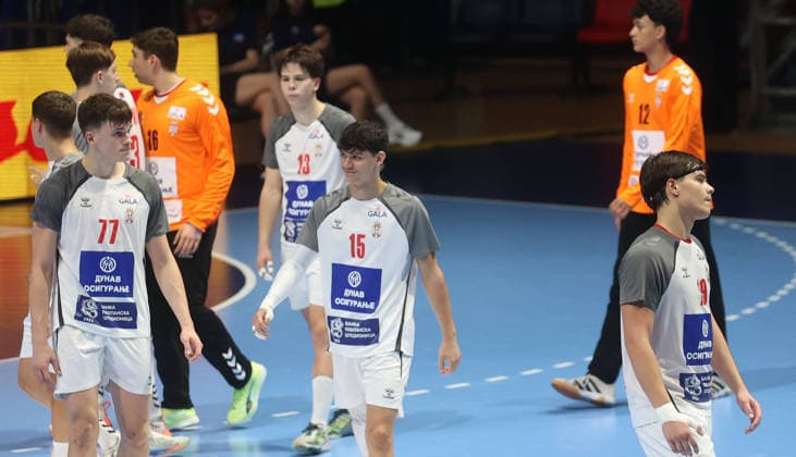 09.08.2026 Beograd Belgrade Srbija Serbia-Svedska Sweden European U18 men s handball championship final tournament match for 13-16 place Filip Blecic,Teodor Dukic,Uros Gugolj Srbija Serbia posle izgubljenog meca after lost match :