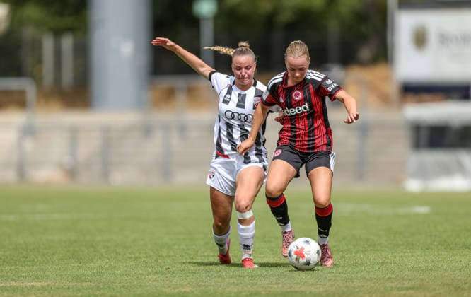 GER, Frankfurt, Eintracht Frankfurt II vs FC Ingolstadt, DFB, 2. Bundesliga, Fussball, Spielzeit 2026 2027, Stadion am Brentanobad, 2. Spieltag im Bild v.l.: Jenny Beyer (FC Ingolstadt 04 8), Mia Büchele (Eintracht Frankfurt Frauen II ), Zweikampf DFB DFL REGULATIONS PROHIBIT ANY USE OF PHOTOGRAPHS AS IMAGE SEQUENCES AND OR QUASI-VIDEO, 09.08.2026 *** GER, Frankfurt, Eintracht Frankfurt II vs. FC Ingolstadt, DFB, 2. Bundesliga, Soccer, 2026–2027 Season, Stadion am Brentanobad, Matchday 2 in pictures (from left): Jenny Beyer, FC Ingolstadt 04 8, Mia Büchele, Eintracht Frankfurt Women II, tackle. DFB and DFL regulations prohibit any use of photographs as image sequences and or quasi-video, August 9, 2026 Copyright: HMBxMedia HendrikxHamelau
