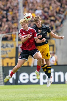 v.l.n.r.: Piet Scobel (1. FC Nürnberg) und Friedrich Müller (Dynamo Dresden) im 2. Bundesliga-Spiel zwischen dem 1. FC Nürnberg und Dynamo Dresden im Max-Morlock-Stadion, Nürnberg, Deutschland, am 9. August 2026. in action during the 2nd Bundesliga match between 1. FC Nuremberg and Dynamo Dresden at the Max-Morlock Stadium, Nuremberg, Germany, on August 9, 2026. DFB DFL REGULATIONS PROHIBIT ANY USE OF PHOTOGRAPHS AS IMAGE SEQUENCES AND OR QUASI-VIDEO, *** From left to right: Piet Scobel of 1. FC Nuremberg and Friedrich Müller of Dynamo Dresden during the 2. Bundesliga match between 1. FC Nuremberg and Dynamo Dresden at the Max Morlock Stadium, Nuremberg, Germany, on August 9, 2026, in action during the 2nd Bundesliga match between 1 FC Nuremberg and Dynamo Dresden at the Max Morlock Stadium, Nuremberg, Germany, on August 9, 2026. DFB and DFL regulations prohibit any use of photographs as image sequences and or quasi-video, Copyright: HMBxMedia xHeikoxBecker