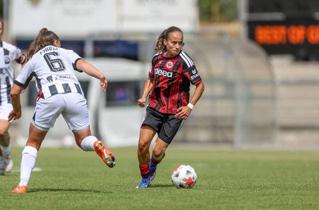 GER, Frankfurt, Eintracht Frankfurt II vs FC Ingolstadt, DFB, 2. Bundesliga, Fussball, Spielzeit 2026 2027, Stadion am Brentanobad, 2. Spieltag im Bild v.l.: Laura Frank (FC Ingolstadt 04 6), Ela DemirbaÅü (Eintracht Frankfurt Frauen II 8) DFB DFL REGULATIONS PROHIBIT ANY USE OF PHOTOGRAPHS AS IMAGE SEQUENCES AND OR QUASI-VIDEO, 09.08.2026 *** GER, Frankfurt, Eintracht Frankfurt II vs. FC Ingolstadt, DFB, 2. Bundesliga, Soccer, 2026–2027 Season, Stadion am Brentanobad, Matchday 2 in the photo (from left): Laura Frank (FC Ingolstadt 04) 6, Ela DemirbaÅü (Eintracht Frankfurt Women II) 8. DFB and DFL regulations prohibit any use of photographs as image sequences and or quasi-video, August 9, 2026 Copyright: HMBxMedia HendrikxHamelau