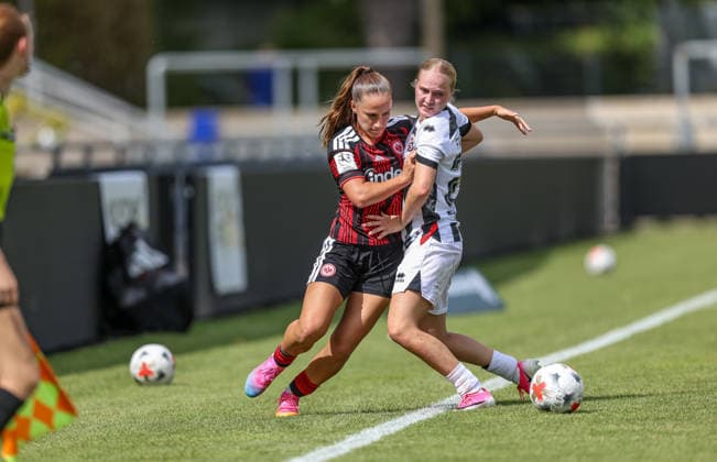 GER, Frankfurt, Eintracht Frankfurt II vs FC Ingolstadt, DFB, 2. Bundesliga, Fussball, Spielzeit 2026 2027, Stadion am Brentanobad, 2. Spieltag im Bild v.l.: Jana Theijs (Eintracht Frankfurt Frauen II 2), Teresa Frizberg (FC Ingolstadt 04 26), Zweikampf DFB DFL REGULATIONS PROHIBIT ANY USE OF PHOTOGRAPHS AS IMAGE SEQUENCES AND OR QUASI-VIDEO, 09.08.2026 *** GER, Frankfurt, Eintracht Frankfurt II vs. FC Ingolstadt, DFB, 2. Bundesliga, Soccer, 2026–2027 Season, Stadion am Brentanobad, Matchday 2 in pictures: from left, Jana Theijs (Eintracht Frankfurt Women II) 2, Teresa Frizberg (FC Ingolstadt 04) 26, Tackle. DFB and DFL regulations prohibit any use of photographs as image sequences and or quasi-video. September 8, 2026 Copyright: HMBxMedia HendrikxHamelau