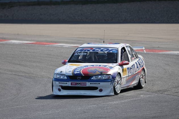 RECORD DATE NOT STATED Sieger 4 Uwe Alzen (Betzdorf USA), Opel Vectra STW GER, Motorsport. 53. BELMOT-Oldtimer-Grand-Prix, Super Touring Revival Rennen 1, Samstag, Nuerburgring, Nuerburg, Rheinland-Pfalz, 08.08.2026 GER, Motorsport. 53. BELMOT-Oldtimer-Grand-Prix, Super Touring Revival Rennen 1, Samstag, Nuerburgring, Nuerburg, Rheinland-Pfalz, 08.08.2026 Nuerburg *** Winner 4: Uwe Alzen, Betzdorf, USA, Opel Vectra STW GER, Motorsport 53 BELMOT Classic Car Grand Prix, Super Touring Revival Race 1, Saturday, Nürburgring, Nürburg, Rhineland-Palatinate, August 8, 2026, GER, Motorsport 53 BELMOT Classic Car Grand Prix, Super Touring Revival Race 1, Saturday, Nürburgring, Nürburg, Rhineland-Palatinate, August 8, 2026, Nürburg Copyright: xEibner-Pressefoto JuergenxAugstx EP_JAT