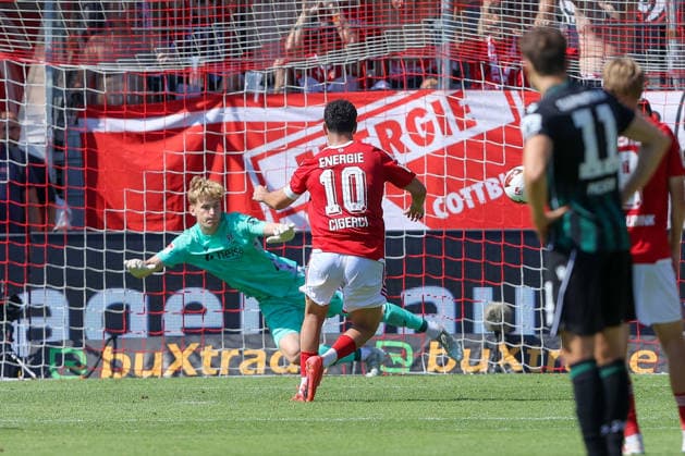 09.08.2026, xtgx, Fussball - 2.Bundesliga Energie Cottbus - Hannover 96 emspor, v.l. Tolcay Cigerci (Cottbus, 10) trifft per Elfmeter zum 2:1 (DFL DFB REGULATIONS PROHIBIT ANY USE OF PHOTOGRAPHS as IMAGE SEQUENCES and or QUASI-VIDEO) Cottbus *** August 9, 2026, xtgx, Soccer, 2. Bundesliga: Energie Cottbus vs. Hannover 96, emspor; from left: Tolcay Cigerci (Cottbus) scores on a penalty kick to make it 2–1. DFL and DFB regulations prohibit any use of photographs as image sequences and or quasi-video. Cottbus