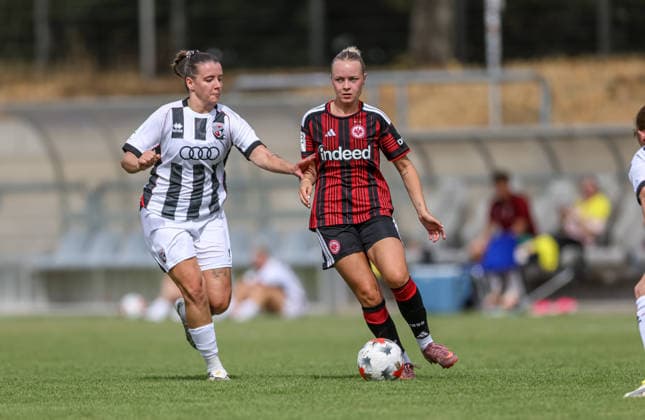 GER, Frankfurt, Eintracht Frankfurt II vs FC Ingolstadt, DFB, 2. Bundesliga, Fussball, Spielzeit 2026 2027, Stadion am Brentanobad, 2. Spieltag im Bild v.l.: Lara Felix (Ingolstadt), Mia Büchele (Eintracht Frankfurt Frauen II 10) DFB DFL REGULATIONS PROHIBIT ANY USE OF PHOTOGRAPHS AS IMAGE SEQUENCES AND OR QUASI-VIDEO, 09.08.2026 *** GER, Frankfurt, Eintracht Frankfurt II vs. FC Ingolstadt, DFB, 2. Bundesliga, Soccer, 2026–2027 Season, Stadion am Brentanobad, Matchday 2 in pictures: from left, Lara Felix (Ingolstadt), Mia Büchele (Eintracht Frankfurt Women II). 10 DFB DFL regulations prohibit any use of photographs as image sequences and or quasi-video. August 9, 2026 Copyright: HMBxMedia HendrikxHamelau