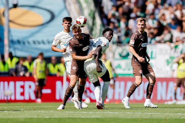 Hamburg, 9. August 2026 - Fußball, 2. Bundesliga 2026 27, FC St. Pauli - SpVgg Greuther Fürth: Marcus Mathisen (FC St. Pauli, 6), Omar Sillah (SpVgg Greuther Fürth, 42) DFL REGULATIONS PROHIBIT ANY USE OF PHOTOGRAPHS AS IMAGE SEQUENCES AND OR QUASI-VIDEO. *** Hamburg, August 9, 2026 Soccer, 2026–27 2. Bundesliga, FC St. Pauli vs. SpVgg Greuther Fürth; Marcus Mathisen (FC St. Pauli), 6; Omar Sillah (SpVgg Greuther Fürth), 42. DFL regulations prohibit any use of photographs as image sequences and or quasi-video.