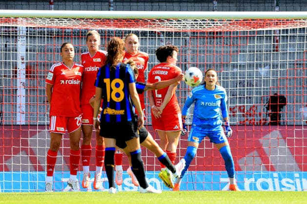 09.08.2026, GER Deutschland, Fussball, 1.Frauen-Fussballbundesliga, 202672027, Alte Foersterei, 1.FC Union vs. Inter Mailand Freistoss fuer Mailand, Unionmauer, Nadine Boehi (1.FC Union Berlin 28) 1. Liga: DFB DFL regulations prohibit any use of photographs as image sequences and or quasi-video) Berlin Stadion Alte Foersterei Berlin Deutschland *** August 9, 2026, GER Germany, Soccer, Women s Bundesliga, 202672027, Alte Foersterei, 1 FC Union vs. Inter Milan, free kick for Milan, Union wall, Nadine Boehi, 1 FC Union Berlin, 28, 1st Division, DFB, DFL regulations prohibit any use of photographs as image sequences and or quasi-video, Berlin, Alte Foersterei Stadium, Berlin, Germany Copyright: xNordphotox xEnglerx