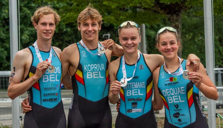 August 9, 2026, Nyon, Vaud, Switzerland: Nyon Switzerland, 08 09 2026: The Belgian team wins the medal at the championship during FISU World University Championship Triathlon Nyon 2026 (International University Sports Federation). The NyonTriathlon is the final of the FISU World University Triathlon Championship which also the 37th edition and took place at Nyon in Vaud in Switzerland. FISU World University Championship Triathlon Nyon 2026  - ZUMAd206 20260809_zip_d206_029 Copyright: xEricxDubostx
