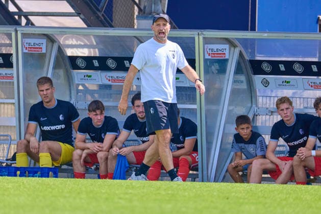 Bernhard Weis (SC Freiburg II, Chef-Trainer) GER, VfR Aalen vs. SC Freiburg II, Fussball, Herren, Regionalliga Suedwest, 1. Spieltag, Spielzeit 2026 2027, 09.08.2026 GER, VfR Aalen vs. SC Freiburg II, Fussball, Herren, Regionalliga Suedwest, 1. Spieltag, Spielzeit 2026 2027, 09.08.2026 Aalen *** Bernhard Weis, SC Freiburg II, Head Coach (GER), VfR Aalen vs. SC Freiburg II, Soccer, Men s, Regionalliga Southwest, Matchday 1, 2026–2027 Season, August 9, 2026 GER, VfR Aalen vs. SC Freiburg II, Soccer, Men s, Regionalliga Southwest, Matchday 1, 2026–2027 Season, August 9, 2026 Aalen Copyright: xEibner-Pressefotox EP_ODS