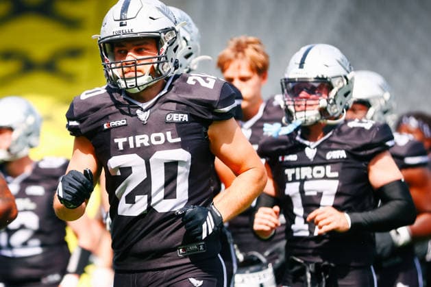 AMERICAN FOOTBALL - EFA, Raiders vs Musketeers INNSBRUCK,AUSTRIA,09.AUG.26 - AMERICAN FOOTBALL - EFA, Raiders Tirol vs Paris Musketeers. Image shows Brian Tietze (Raiders) during the warm-up.  GEPAxpictures xOleskiixMarusyk