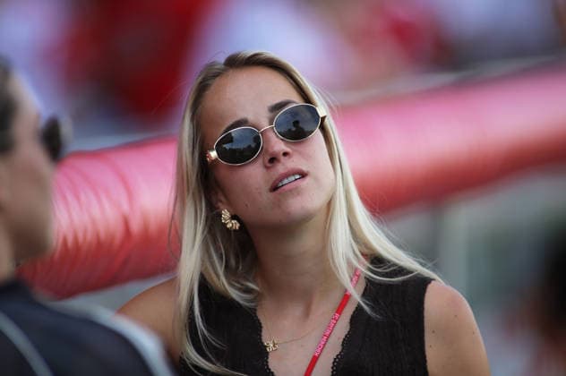Fussball, Frauen, Saison 2026 2027, FC Bayern München - Paris FC, Freundschaftsspiel, Testspiel, Sportpark Unterhaching Giulia Gwinn (FC Bayern München) muss heute zuschauen *** Soccer, Women, 2026–2027 Season, FC Bayern Munich vs. Paris FC, Friendly Match, Exhibition Match, Sportpark Unterhaching, Giulia Gwinn; FC Bayern Munich will have to watch from the sidelines today