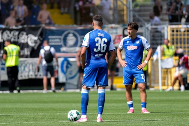 v.li.: Jakov Dedic (TSG II, 36), Florian Micheler (TSG II, 28), Spieler der TSG 1899 Hoffenheim II (U23), enttäuscht schauend, Enttäuschung, Frustration, disappointed, pessimistisch, nach dem Gegentor zum 2:3, Action, Aktion, Spielszene, 09.08.2026, Sinsheim (Deutschland), Fussball, 3. Liga, TSG 1899 Hoffenheim II - Hansa Rostock, DFB DFL REGULATIONS PROHIBIT ANY USE OF PHOTOGRAPHS AS IMAGE SEQUENCES AND OR QUASI-VIDEO. *** From left: Jakov Dedic (TSG II), 36, Florian Micheler (TSG II), 28, players from TSG 1899 Hoffenheim II U23, looking disappointed, disappointment, frustration, pessimistic, after conceding the goal that made the score 2–3, action, game scene, August 9, 2026, Sinsheim, Germany, soccer, 3. Liga, TSG 1899 Hoffenheim II vs. Hansa Rostock, DFB and DFL regulations prohibit any use of photographs as image sequences and or quasi-video xozx