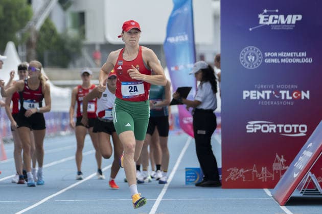 European Modern pentathlon, moderner Fünfkampf Championships ISTANBUL, TURKIYE - AUGUST 09 : Blanka Guzi of Hungary win the gold medal and become European champions as the 2026 European Senior Modern Pentathlon Championships conclude at Burhan Felek Sports Complex in Istanbul, Turkiye on August 09, 2026 in Istanbul, Turkiye. Arife Karakum Anadolu Istanbul Turkey. Editorial use only. Please get in touch for any other usage.  Copyright: x2026xAnadoluxArifexKarakumx