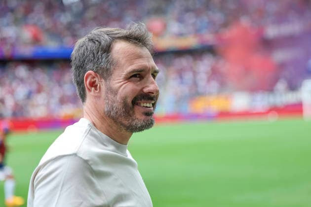 Gian-Luca Privitelli (FC Thun, Trainer) vor Spielbeginn , Schweiz, Fussball, Super League, 3.Spieltag, 2026 2027, FC Basel 1893 vs. FC Thun, 09.08.2026, Basel Sankt Jakob Park Schweiz *** Gian Luca Privitelli, FC Thun coach, before kickoff, Switzerland, soccer, Super League, Matchday 3, 2026–2027, FC Basel 1893 vs. FC Thun, August 9, 2026, St. Jakob Park, Basel, Switzerland Copyright: xGrantxHubbsx
