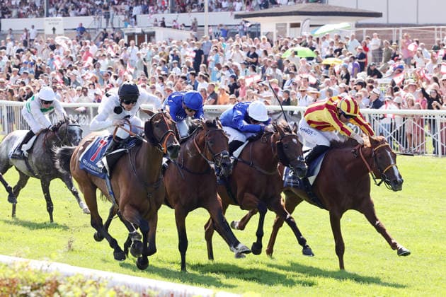 09.08.2026, Hoppegarten, Brandenburg, GER - Tiffany mit Luke Morris gewinnt den 136. Grossen Preis von Berlin. Galopprennbahn Hoppegarten. () 260809D717HOPPEGARTEN.JPG *** August 9, 2026, Hoppegarten, Brandenburg, GER Tiffany, ridden by Luke Morris, wins the 136th Berlin Grand Prix at the Hoppegarten Racetrack 260809D717HOPPEGARTEN JPG