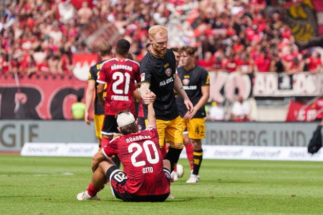 Alexander Rossipal (Dynamo Dresden, 19) und Fynn Otto (1. FC Nuernberg, 20), GER, 1. FC Nuernberg vs. Dynamo Dresden, Fussball, 2. Bundesliga, 1. Spieltag, Saison 2026 2027, 09.08.2026, DFL REGULATIONS PROHIBIT ANY USE OF PHOTOGRAPHS AS IMAGE SEQUENCES AND OR QUASI-VIDEO, GER, 1. FC Nuernberg vs. Dynamo Dresden, Fussball, 2. Bundesliga, 1. Spieltag, Saison 2026 2027, 09.08.2026, Nuernberg *** Alexander Rossipal, Dynamo Dresden, 19, and Fynn Otto, 1 FC Nuremberg, 20, GER, 1 FC Nuremberg vs. Dynamo Dresden, Soccer, 2. Bundesliga, Matchday 1, 2026–2027 Season, August 9, 2026, DFL regulations prohibit any use of photographs as image sequences and or quasi-video, GER, 1. FC Nuremberg vs. Dynamo Dresden, soccer, 2. Bundesliga, Matchday 1, 2026–2027 Season, August 9, 2026, Nuremberg Copyright: xEibner-Pressefoto MaxxVogelx EP_MVL