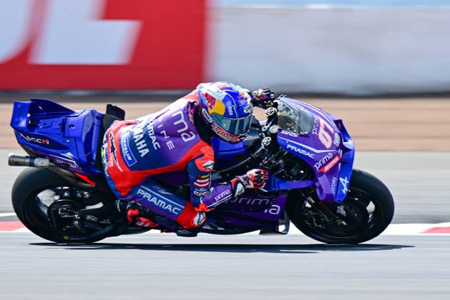 motor racing, Motorsport Moto GP Qatar Airways Grand Prix of Great Britain Prima Primac Yamaha MotoGP rider Toprak Razgatlioglu (7) during the Moto GP Qatar Airways Grand Prix of Great Britain at Silverstone, Towcester, UK on 9 August 2026. Towcester Silverstone Northamptonshire UK Editorial use only , Copyright: xDennisxGoodwinx PSI-24671-0070