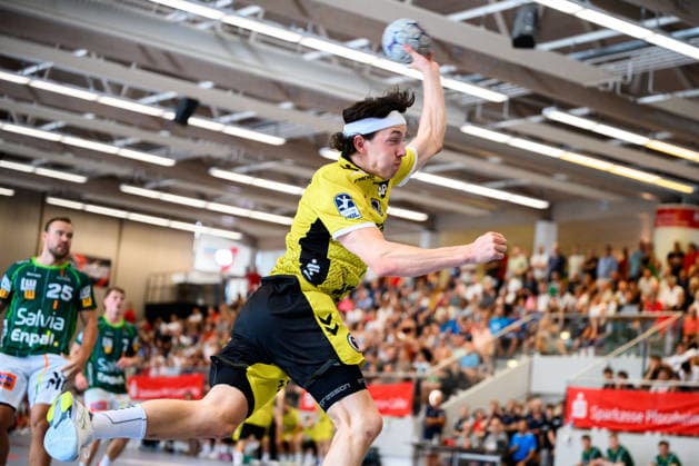 Altensteig: SCup - Finale - 26 27 - Frisch Auf Goeppingen - TVB Stuttgart Kasper Thorsen Lien (Stuttgart) Altensteig Eichwaldhalle Baden-Württemberg Deutschland *** Altensteig SCup Final 26 27 Frisch Auf Göppingen TVB Stuttgart Kasper Thorsen Lien Stuttgart Altensteig Eichwaldhalle Baden-Württemberg Germany