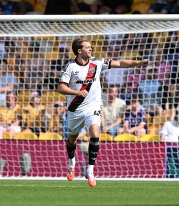 Patrick Bamford of Sheffield United celebrates after scoring the team s first goal Mansfield Town v Sheffield United, EFL Carabao Cup, First Round, Football, One Call Stadium, Mansfield, UK - 09 Aug 2026Mansfield One Call Stadium United Kingdom EDITORIAL USE ONLY No use with unauthorised audio, video, data, fixture lists, club league logos or live services. Online in-match use limited to 120 images, no video emulation. No use in betting, games or single club league player publications.  Copyright: xAnnaxGowthorpe Shutterstockx 17051191x