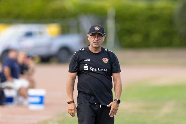 KOWO Sommercup 2026: 1. FFV Erfurt vs. SG Dynamo Dresden; Erfurt; 09.08.2026 Steffen Illner (Trainer; SG Dynamo Dresden) KOWO Sommercup 2026: 1. FFV Erfurt vs. SG Dynamo Dresden; Sportforum Johannesplatz Erfurt; 09.08.2026 *** KOWO Summer Cup 2026 1 FFV Erfurt vs. SG Dynamo Dresden Erfurt, August 9, 2026 Steffen Illner, Coach of SG Dynamo Dresden KOWO Summer Cup 2026 1 FFV Erfurt vs. SG Dynamo Dresden Sportforum Johannesplatz, Erfurt, August 9, 08, 2026 Copyright: xBEAUTIFULxSPORTS Duehringx