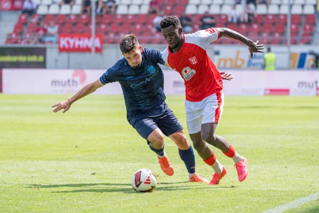 Roman Eppendorfer (CFC, 25), Bocar Baro (HFC, 9), Hallescher FC vs. Chemnitzer FC, Fussball, Regionalliga Nordost, 4. Spieltag, Saison 2026 27, 09.08.2026 Halle Leuna Chemie Stadion ST Deutschland *** Roman Eppendorfer CFC, 25, Bocar Baro HFC, 9, Hallescher FC vs. Chemnitzer FC, Soccer, Northeast Regional League, Matchday 4, 2026–27 Season, August 9, 2026, Halle Leuna Chemie Stadium, ST Deutschland