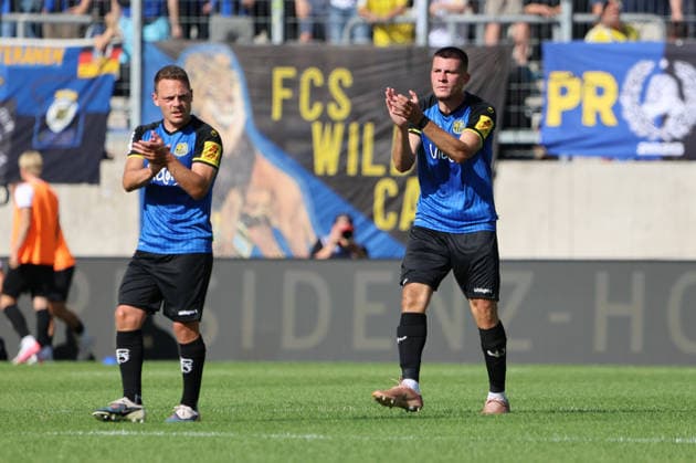09.08.2026, Fussball, Herren, 3. Liga, Saison 2026 2027, 1. FC Saarbrücken - Rot-Weiss Essen, Torjubel zum 1:2, Torschütze: Mladen Cvjetinovic (1. FC Saarbrücken) Saarbrücken Ludwigsparkstadion Saarland Deutschland (DEU) *** August 9, 2026, Soccer, Men s, 3rd Division, 2026–2027 Season, 1 FC Saarbrücken vs. Rot-Weiss Essen, goal celebration after the 1–2, goal scorer Mladen Cvjetinovic, 1 FC Saarbrücken, Saarbrücken, Ludwigsparkstadion, Saarland, Germany, DEU Copyright: xSebastianxBachx