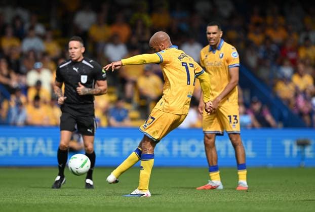 David McGoldrick of Mansfield Town has a shot Mansfield Town v Sheffield United, EFL Carabao Cup, First Round, Football, One Call Stadium, Mansfield, UK - 09 Aug 2026Mansfield One Call Stadium United Kingdom EDITORIAL USE ONLY No use with unauthorised audio, video, data, fixture lists, club league logos or live services. Online in-match use limited to 120 images, no video emulation. No use in betting, games or single club league player publications.  Copyright: xAnnaxGowthorpe Shutterstockx 17051191ae