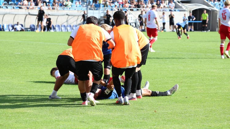 09.08.2026, xrekx, Fussball 3.Liga, 1.FC Saarbruecken - Rot-Weiss Essen v.l. Florian Pick (1. FC Saarbruecken) mit der Vorlage zum 3:2 (DFL DFB REGULATIONS PROHIBIT ANY USE OF PHOTOGRAPHS as IMAGE SEQUENCES and or QUASI-VIDEO) Saarbruecken *** August 9, 2026, xrekx, Soccer 3rd Division, 1 FC Saarbrücken vs. Rot-Weiss Essen, ref. Florian Pick. 1 FC Saarbrücken scores the assist for the 3–2 win. DFL and DFB regulations prohibit any use of photographs as image sequences and or quasi-video. Saarbrücken