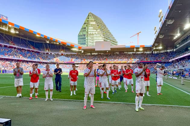 FC Thun nach dem Spiel , Schweiz, Fussball, Super League, 3.Spieltag, 2026 2027, FC Basel 1893 vs. FC Thun, 09.08.2026, Basel Sankt Jakob Park Schweiz *** FC Thun after the game, Switzerland, soccer, Super League, Matchday 3, 2026–2027, FC Basel 1893 vs. FC Thun, August 9, 2026, St. Jakob Park, Basel, Switzerland Copyright: xGrantxHubbsx