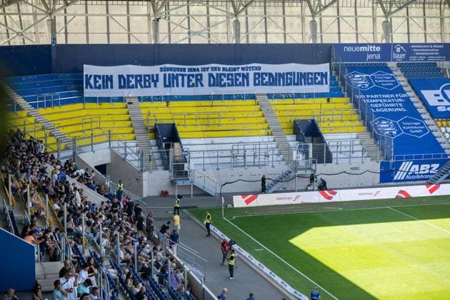 FUSSBALL - REGIONALLIGA SAISON 2026-2027 NORDOST 4. SPIELTAG JENA - ERFURT ** NUR FÜR REDAKTIONELLE ZWECKE ** EDITORIAL USE ONLY **<p>09 08 2026-Jena: Fussball Regionalliga Nordost Saison 2026 20227 Ernst-Abbe-Sportfeld 4. Spieltag FC Carl Zeiss Jena - FC Rot Weiss Erfurt im Foto: der leere Block der Jenaer Ultras ( Deutschland Thueringen Jena Copyright: SaschaxFromm *** SOCCER REGIONAL LEAGUE SEASON 2026–2027 NORTHEAST, MATCHDAY 4: JENA VS. ERFURT ** FOR EDITORIAL PURPOSES ONLY ** EDITORIAL USE ONLY ** p 09 08 2026 Jena Soccer Regional League Northeast Season 2026–2027 Ernst Abbe Stadium Matchday 4 FC Carl Zeiss Jena vs. FC Rot-Weiss Erfurt; the photo shows the empty section of the Jena Ultras. Germany, Thuringia, Jena. Copyright SaschaxFromm Copyright: SaschaxFromm doc87343zurj3ss3u7js4d ,EDITORIAL USE ONLY