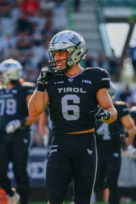 AMERICAN FOOTBALL - EFA, Raiders vs Musketeers INNSBRUCK,AUSTRIA,09.AUG.26 - AMERICAN FOOTBALL - EFA, Raiders Tirol vs Paris Musketeers. Image shows Lorenz Kriwak (Raiders).  GEPAxpictures xOleskiixMarusyk