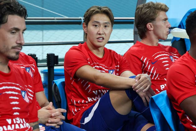 Man City vs Atletico de Madrid pre-season match in Seoul, South Korea Lee Kang-In of Atletico de Madrid sits on the bench prior to a pre-season friendly soccer match between Manchester City FC and Atletico de Madrid at Seoul World Cup Stadium in Seoul, South Korea, on August 09, 2026. Seoul South Korea  Copyright: xMatrixxImages JungxUi-Chelx