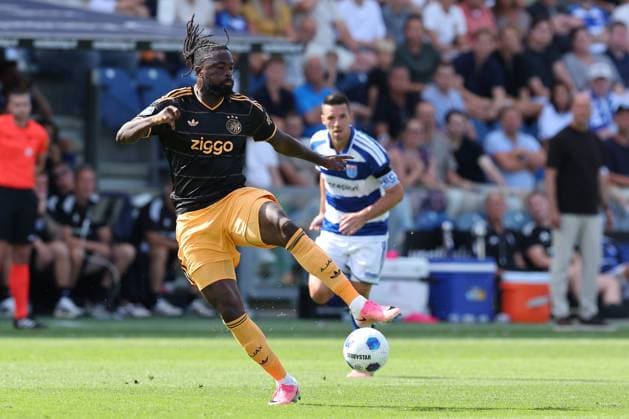 ZWOLLE - AFC Ajax Amsterdam forward Tolu Arokodare during the Eredivisie match between PEC Zwolle and Ajax at MAC3PARK stadium on August 8, 2026 in Zwolle, Netherlands. (Photo by DeFodi Images) - *** ZWOLLE AFC Ajax Amsterdam forward Tolu Arokodare during the Eredivisie match between PEC Zwolle and Ajax at MAC3PARK Stadium on August 8, 2026, in Zwolle, Netherlands. Photo by DeFodi Images