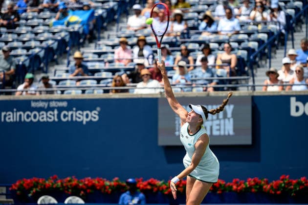 August 9, 2026, Toronto, Ontario, Canada: ELENA RYBAKINA of Kazakhstan serves the ball during her round-of-16 match against Liudmila Samsonova at the National Bank Open, part of the Hologic WTA, Tennis Damen Tour at Sobeys Stadium. Tennis 2026: WTA 1000 National Bank Open Presented By Rogers.  - ZUMAr228 20260809_znp_r228_007 Copyright: xVasiliyxRyabykhx