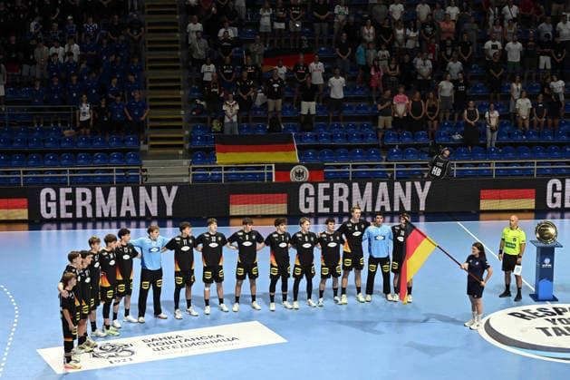 GERMANY vs SLOVENIA TEAM handball U18 Gernany national team, Nationalteam vs Slovenia during EHF U18 European Championship, EM, Europameisterschaft final match at Aleksandar Nikolic Pionir hall, Belgrade 09.08.2026 Foto: HANDBALL, SERBIA, EHF EUROPEAN U18 CHAMPIONSHIP, GERMANY, SLOVENIA Belgrade Aleksandar Nikolic Pionir arena Serbia Copyright: xMarkoxMetlasx xMNxPressx