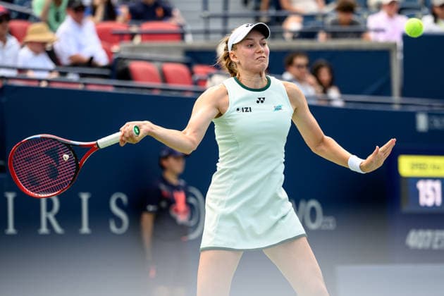 August 9, 2026, Toronto, Ontario, Canada: ELENA RYBAKINA of Kazakhstan returns the ball during her round-of-16 match against Liudmila Samsonova at the National Bank Open, part of the Hologic WTA, Tennis Damen Tour at Sobeys Stadium. Toronto Canada - ZUMAr228 20260809_znp_r228_009 Copyright: xVasiliyxRyabykhx