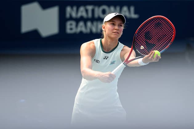 August 9, 2026, Toronto, Ontario, Canada: ELENA RYBAKINA of Kazakhstan serves the ball during her round-of-16 match against Liudmila Samsonova at the National Bank Open, part of the Hologic WTA, Tennis Damen Tour at Sobeys Stadium. Toronto Canada - ZUMAr228 20260809_znp_r228_010 Copyright: xVasiliyxRyabykhx
