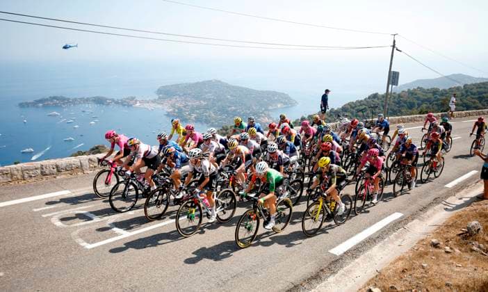Tour de France féminin PHOTOPQR NICE MATIN Jean François Ottonello ; Nice ; 09 08 2026 ; Tour de Franvce Femmes - Etape 9 Nice-Nice, ici dans le du col d Eze - le peloton maillot jaune dans la premiere montee 9th and final stage of the fifth edition of the Women s Tour de France cycling race, 99.2 km from Nice to Nice, southeastern France on August 9, 2026. Nice France  Copyright: xPHOTOPQR NICExMATIN MAXPPPxJeanxFrançoisxOttonellox 20260809NIM7256 20260809NIM7256