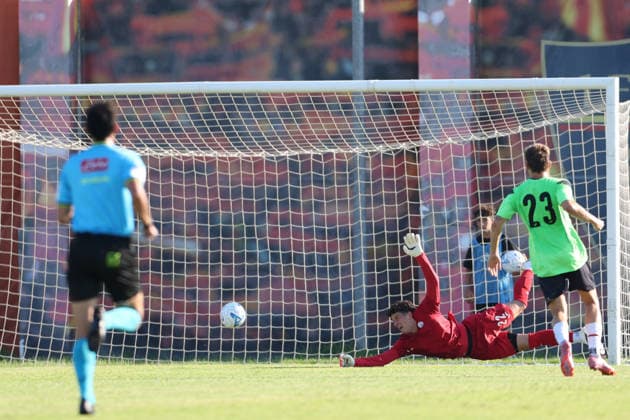 IPA87359963 - Willem Geubbels ( 15 - US Lecce) scores a goal during the friendly soccer match between US Lecce and SS Monopoli in San Pietro in Lama (LE), Italy, on August 9, 2026  Copyright: xNicolaxMastronardi IPAxSportx xx 87359963