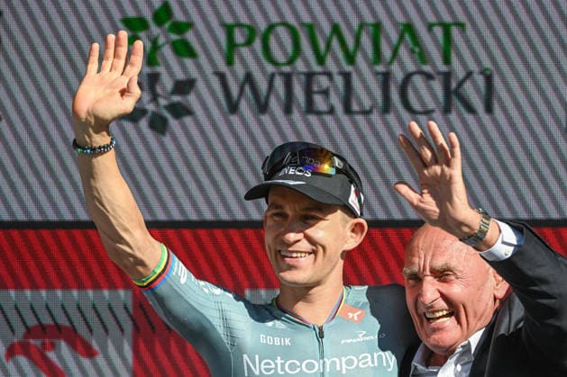 83rd Tour De Pologne 2026 - Stage 7 WIELICZKA, POLAND - AUGUST 09: Michal Kwiatkowski (L) of Poland and INEOS Grenadiers stands alongside Race Director Czeslaw Lang (R) during the final awards ceremony of the 83rd Tour de Pologne 2026, Stage 7 a 12.5km individual time trial stage from Wieliczka to Wieliczka UCIWT on August 09, 2026 in Wieliczka, Poland. Wieliczka Poland  Copyright: xArturxWidakx originalFilename:widak-83rdtour260809_np7ZS.jpg