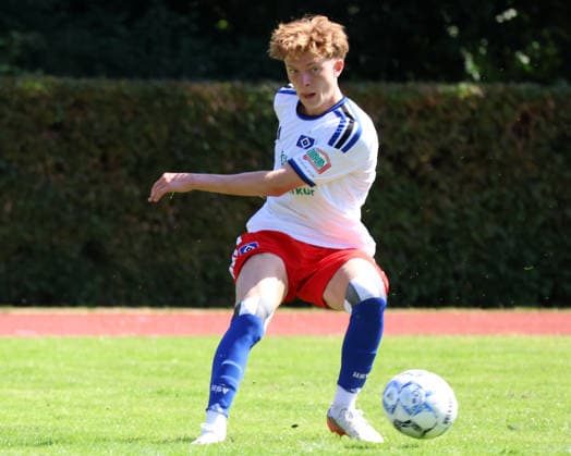 Fußball, U19, FC St. Pauli - Hamburger SV U19 DFB-Nachwuchsliga - Vorrunde Gruppe A FC St.Pauli - Hsamburger SV im Hammer Park Stadion Hannes Trampnau (HSV) *** U19 DFB Youth League Preliminary Round, Group A: FC St. Pauli vs. Hsamburger SV at Hammer Park Stadium; Hannes Trampnau (HSV)