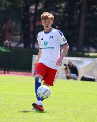 Fußball, U19, FC St. Pauli - Hamburger SV U19 DFB-Nachwuchsliga - Vorrunde Gruppe A FC St.Pauli - Hsamburger SV im Hammer Park Stadion Hannes Trampnau (HSV) *** U19 DFB Youth League Preliminary Round, Group A: FC St. Pauli vs. Hsamburger SV at Hammer Park Stadium; Hannes Trampnau (HSV)