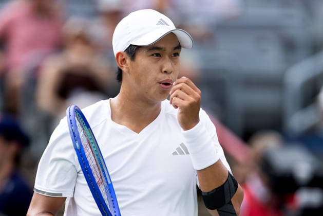 August 9, 2026, Montreal, Quebec, Canada: LEARNER TIEN (12) from USA in match against Thiago Agustin Tirante from Argentina in round of 16 at Canadian Open at IGA stadium in Montreal, Quebec, Canada on 2026-08-09 Montreal Canada - ZUMAl189 20260809_zsp_l189_055 Copyright: xYannickxLegarex