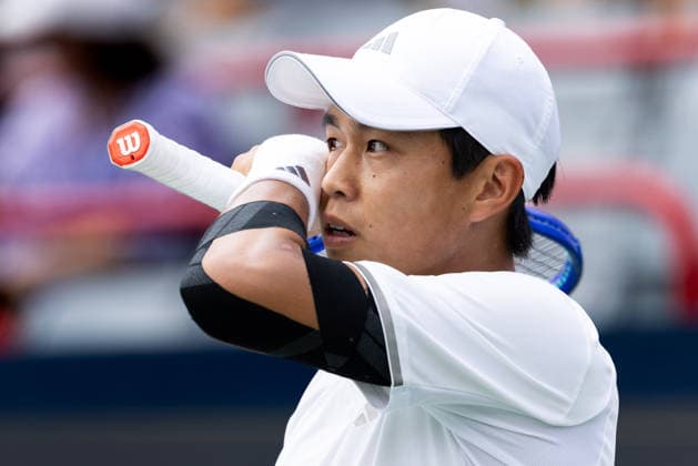 August 9, 2026, Montreal, Quebec, Canada: LEARNER TIEN (12) from USA in match against Thiago Agustin Tirante from Argentina in round of 16 at Canadian Open at IGA stadium in Montreal, Quebec, Canada on 2026-08-09 Montreal Canada - ZUMAl189 20260809_zsp_l189_066 Copyright: xYannickxLegarex