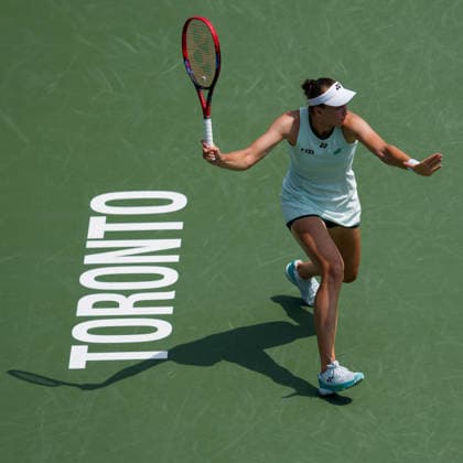 National Bank Open 2026 - Day 9 TORONTO, CANADA - AUGUST 9 : Elena Rybakina of Kazakhstan in action against Liudmila Samsonova in the round of 16 during the WTA, Tennis Damen 1000 National Bank Open in Toronto, Ontario, Canada on August 9, 2026. Mert Alper Dervis Anadolu Ontario Canada. Editorial use only. Please get in touch for any other usage.  Copyright: x2026xAnadoluxMertxAlperxDervisx