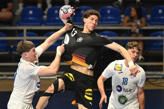 GERMANY vs SLOVENIA ELVIS ERNESTO KRETZSCHMAR handball U18 Gernany national team, Nationalteam vs Slovenia during EHF U18 European Championship, EM, Europameisterschaft final match at Aleksandar Nikolic Pionir hall, Belgrade 09.08.2026 Foto: HANDBALL, SERBIA, EHF EUROPEAN U18 CHAMPIONSHIP, GERMANY, SLOVENIA Belgrade Aleksandar Nikolic Pionir arena Serbia Copyright: xMarkoxMetlasx xMNxPressx