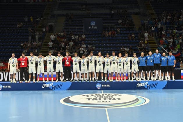 GERMANY vs SLOVENIA TEAM handball U18 Gernany national team, Nationalteam vs Slovenia during EHF U18 European Championship, EM, Europameisterschaft final match at Aleksandar Nikolic Pionir hall, Belgrade 09.08.2026 Foto: HANDBALL, SERBIA, EHF EUROPEAN U18 CHAMPIONSHIP, GERMANY, SLOVENIA Belgrade Aleksandar Nikolic Pionir arena Serbia Copyright: xMarkoxMetlasx xMNxPressx