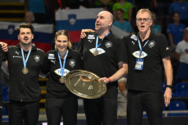 GERMANY vs SLOVENIA ERIK WUDTKE coach handball U18 Gernany national team, Nationalteam vs Slovenia during EHF U18 European Championship, EM, Europameisterschaft final match at Aleksandar Nikolic Pionir hall, Belgrade 09.08.2026 Foto: HANDBALL, SERBIA, EHF EUROPEAN U18 CHAMPIONSHIP, GERMANY, SLOVENIA Belgrade Aleksandar Nikolic Pionir arena Serbia Copyright: xMarkoxMetlasx xMNxPressx