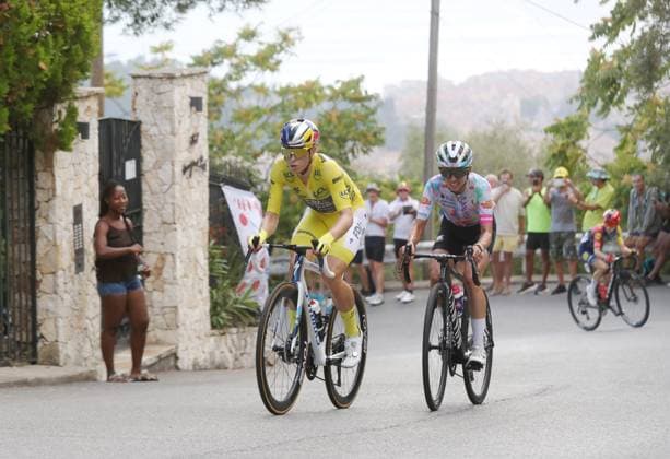 Tour de France féminin PHOTOPQR NICE MATIN Jean François Ottonello ; Nice ; 09 08 2026 ; Tour de France Femmes - Etape 9 Nice-Nice, ici dans le Vinaigrier, 4e montee du col d Eze avec Demi Vollering, maillot jaune, et Katarzyna Niewiadoma 9th and final stage of the fifth edition of the Women s Tour de France cycling race, 99.2 km from Nice to Nice, southeastern France on August 9, 2026. Nice France  Copyright: xPHOTOPQR NICExMATIN MAXPPPxJeanxFrançoisxOttonellox 20260809NIM7231 0863666860st