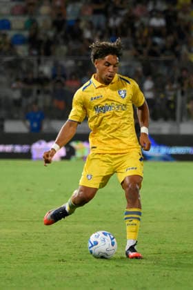 Frosinone s Anthony Oyono during the 2026 2027 season pre-season friendly football match between Frosinone and SS Lazio at the Benito Stirpe stadium in Frosinone Italy - Sunday, August 09, 2026 - Soccer ( Photo by Fabrizio Corradetti LaPresse )  Copyright: xFabrizioxCorradetti LaPressex