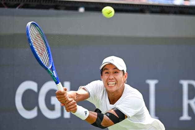 MONTREAL, QC - AUGUST 09: Learner Tien (USA) returns the ball during a fourth round match at National Bank Open on August 09, 2026 at IGA Stadium in Montreal, QC (Photo by David Kirouac Icon Sportswire) TENNIS: AUG 09 National Bank Open EDITORIAL USE ONLY Icon26080904826